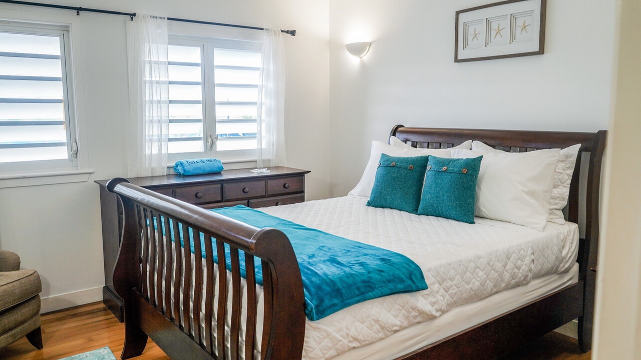 Photo of Bedroom in Venetian Road Settlement