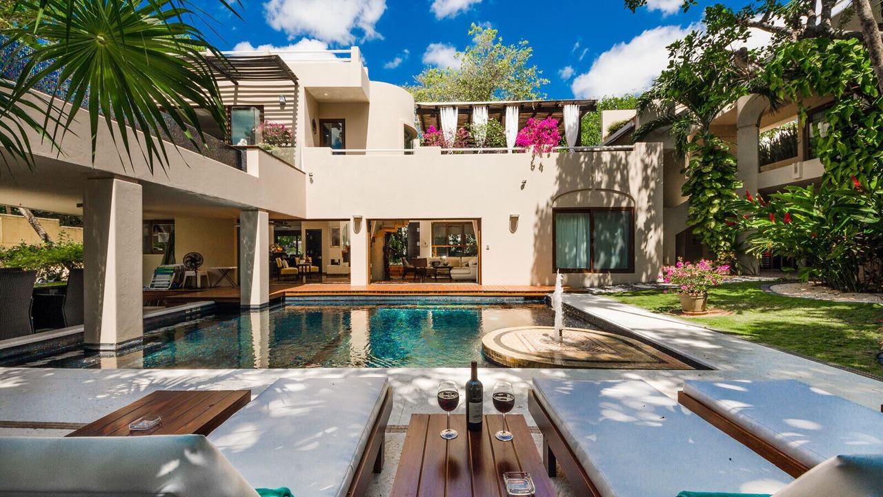 Photo of Outdoor in Playacar Beach