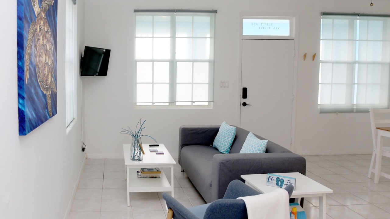 Photo of Livingroom in Cockburn Town