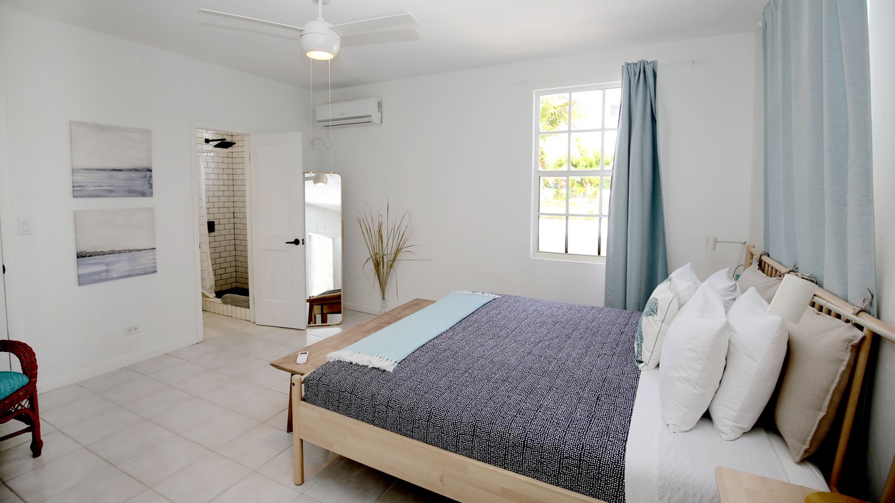 Photo of Bedroom in Cockburn Town