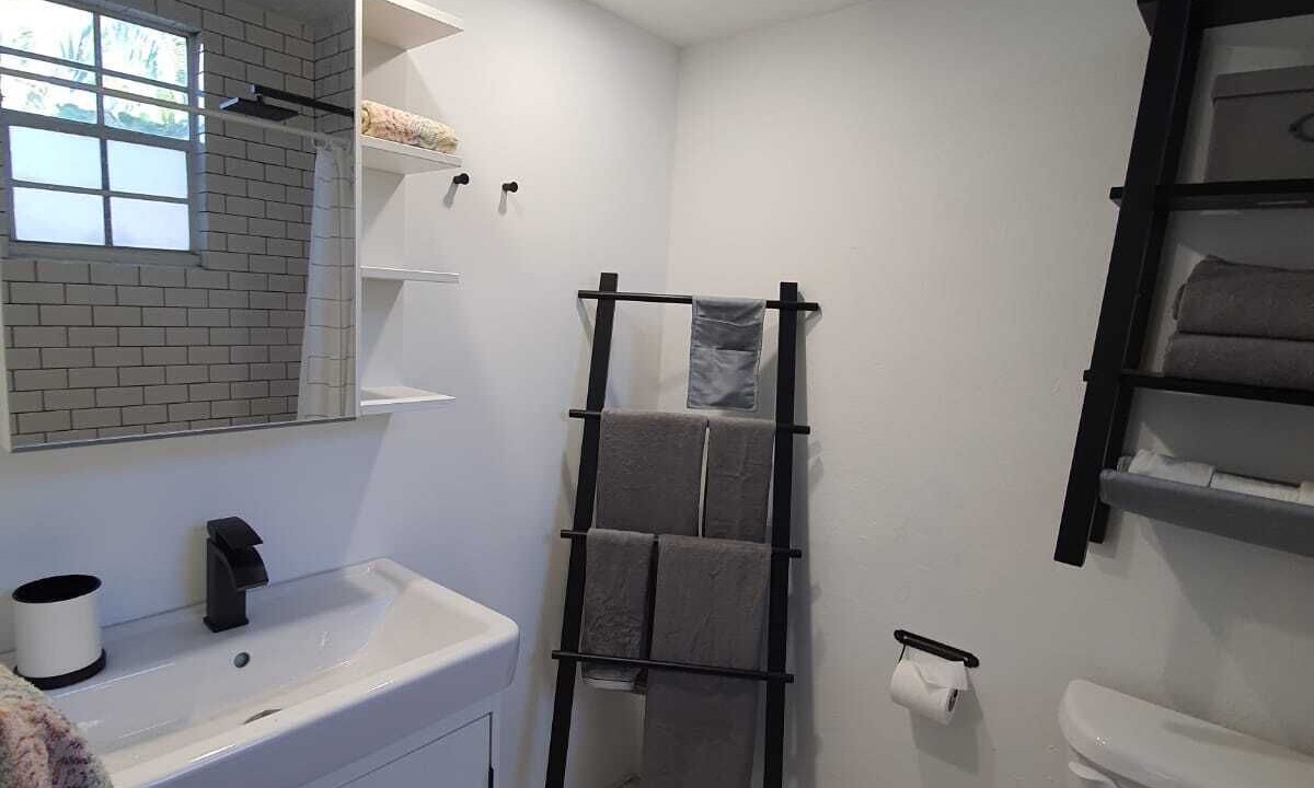 Photo of Bathroom in Cockburn Town