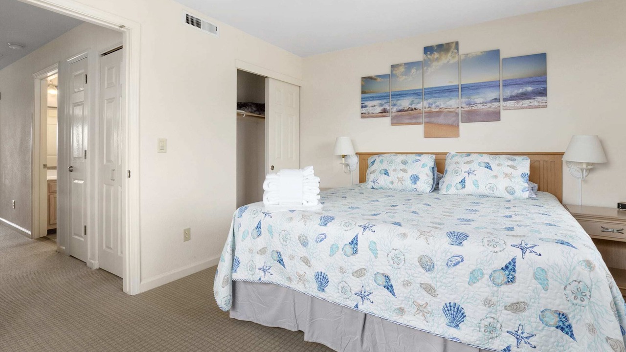 Photo of Bedroom in Rio del Mar