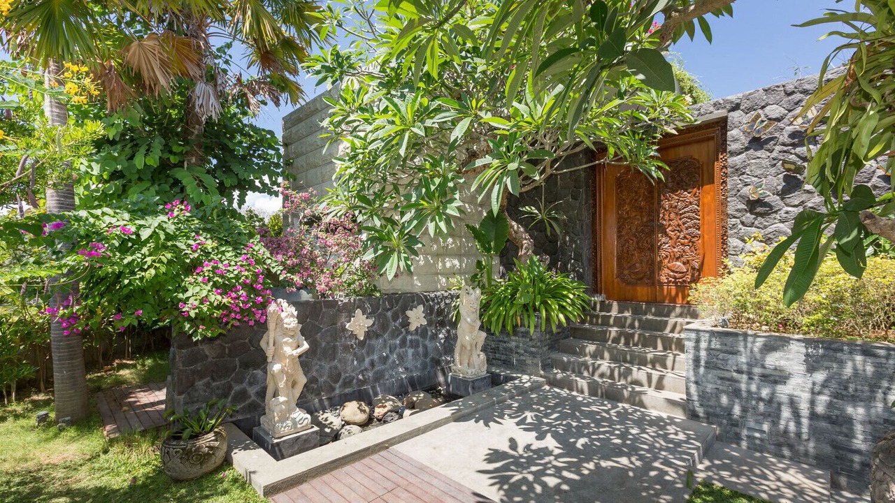 Photo of Outdoor in Mumbul