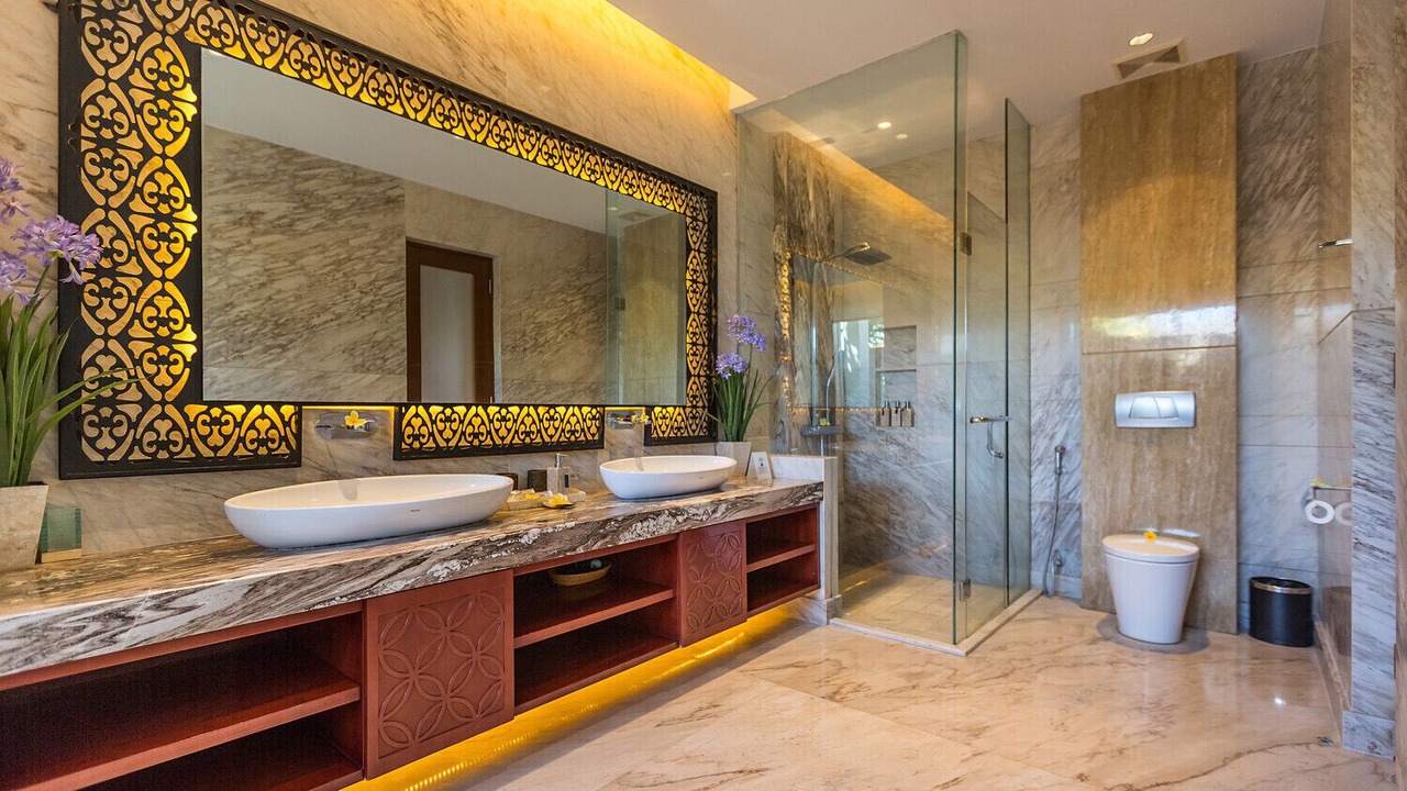 Photo of Bathroom in Mumbul