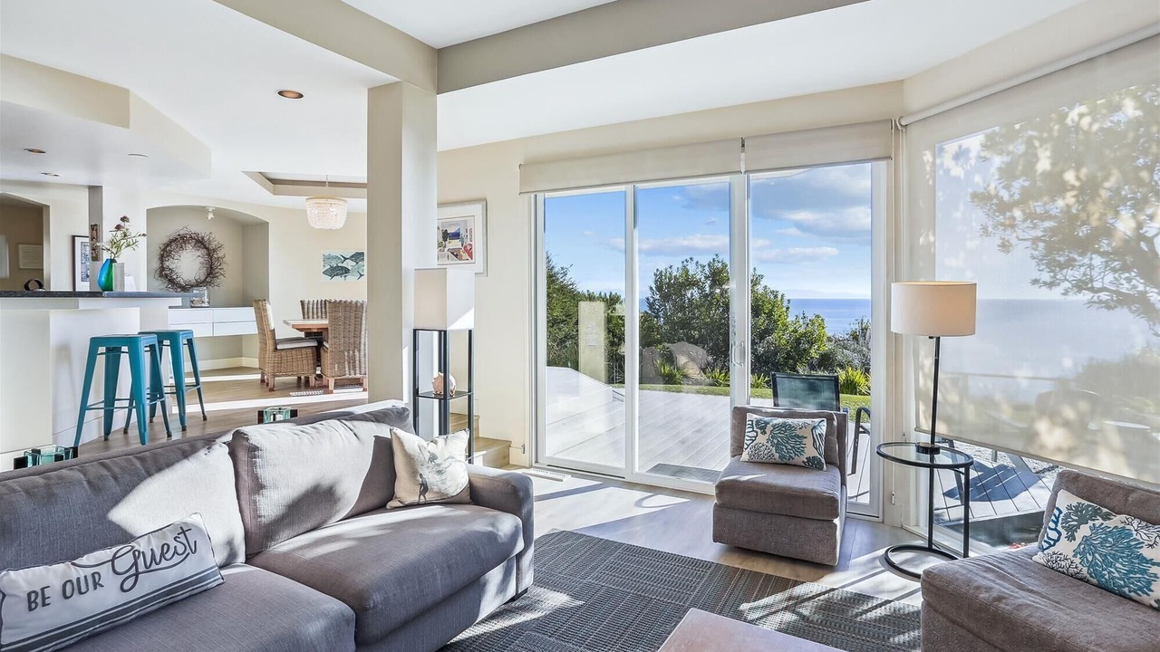 Photo of Livingroom in Aptos