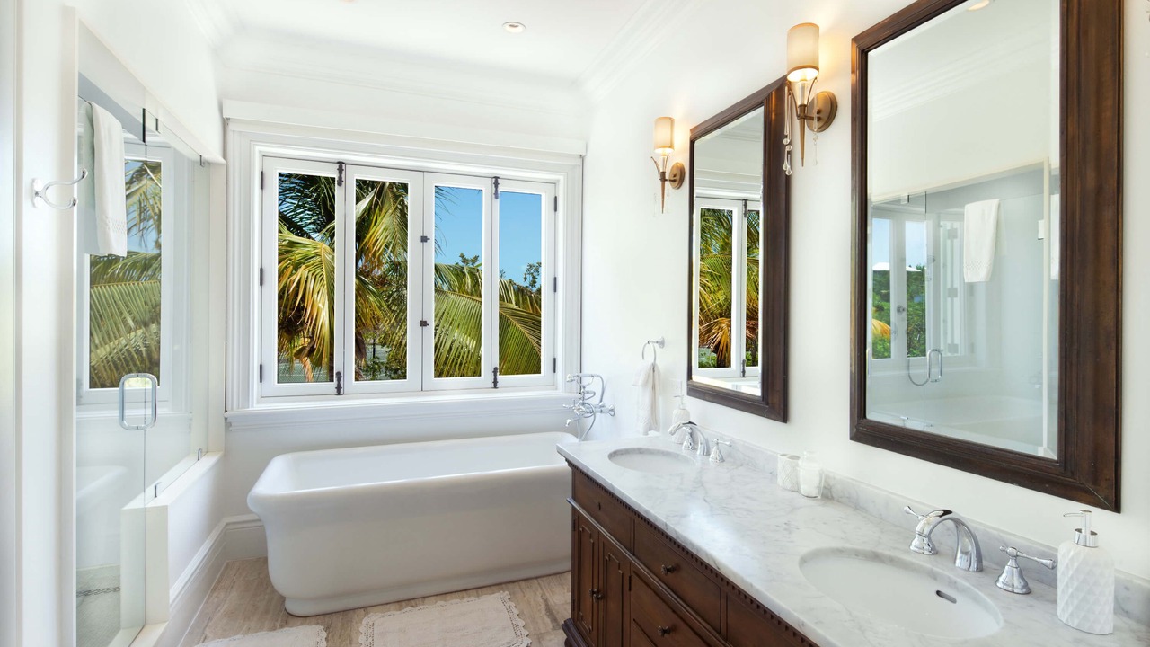 Photo of Bathroom in Ocean Point