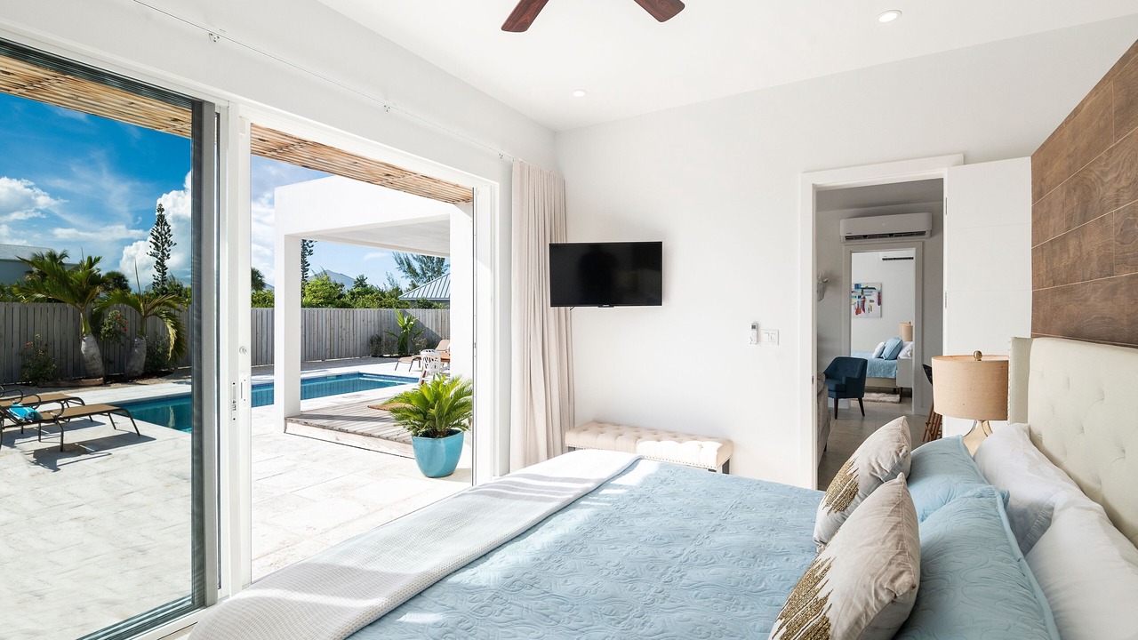 Photo of Livingroom in Leeward Settlement