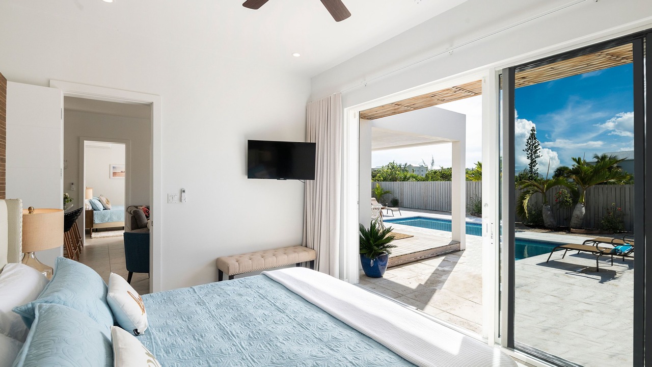 Photo of Bedroom in Leeward Settlement