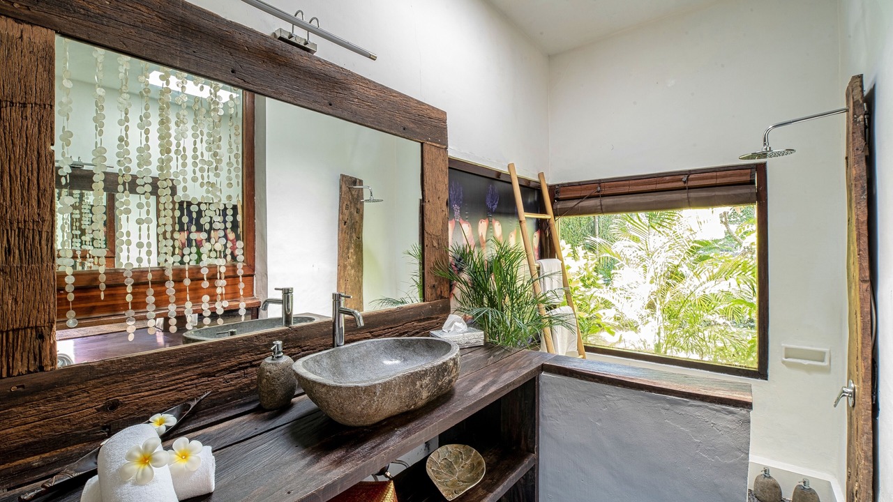 Photo of Bathroom in Dyanapura