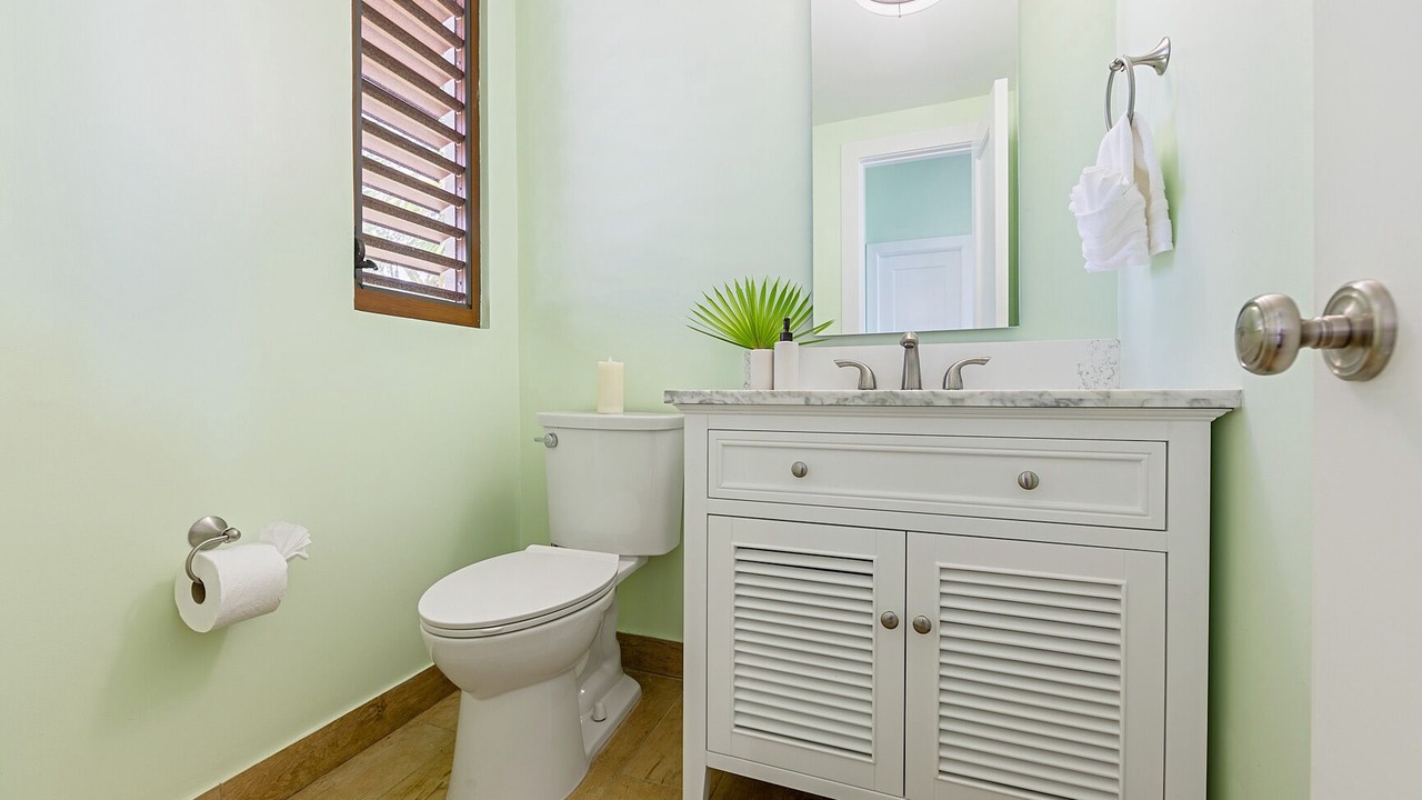 Photo of Bathroom in Long Bay