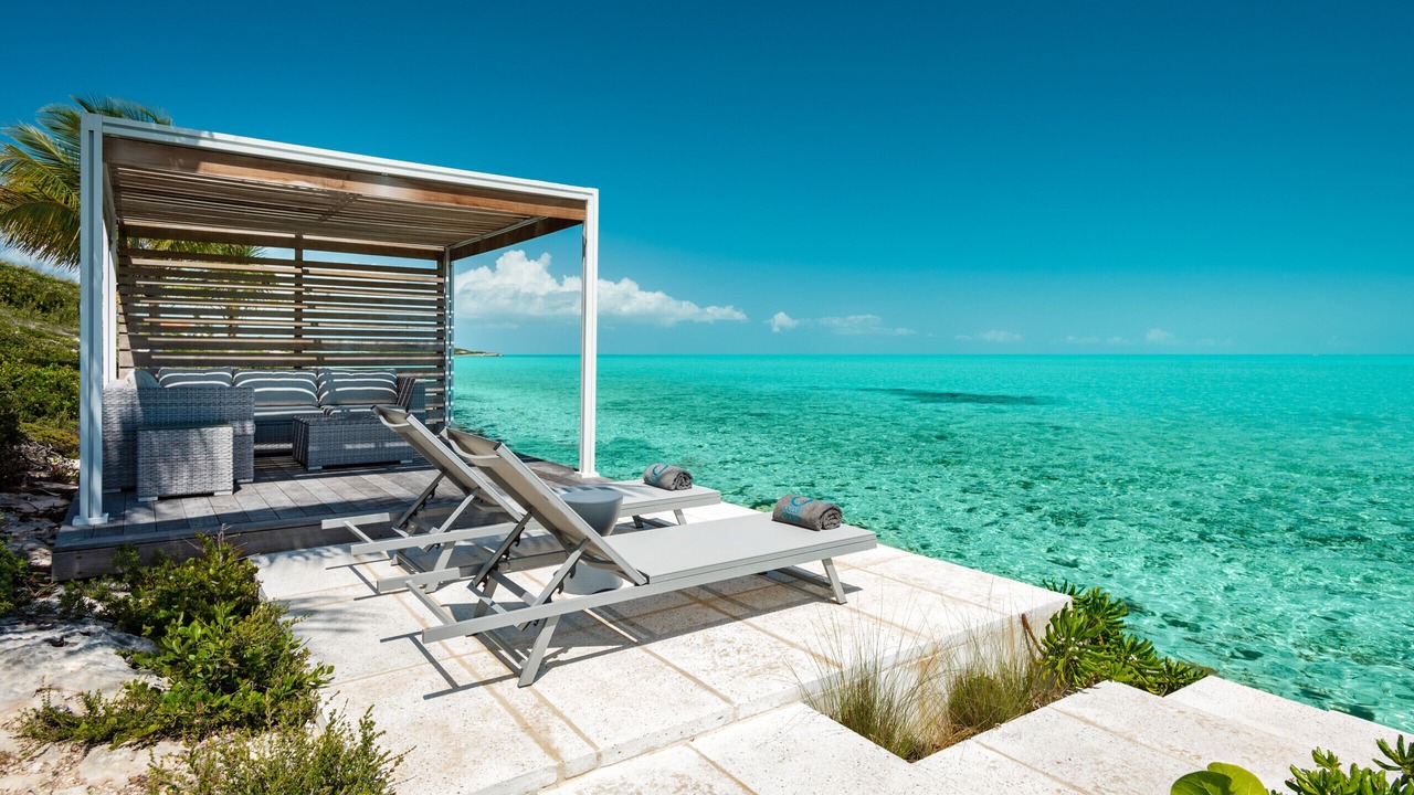 Photo of Patio Balcony in Leeward Settlement