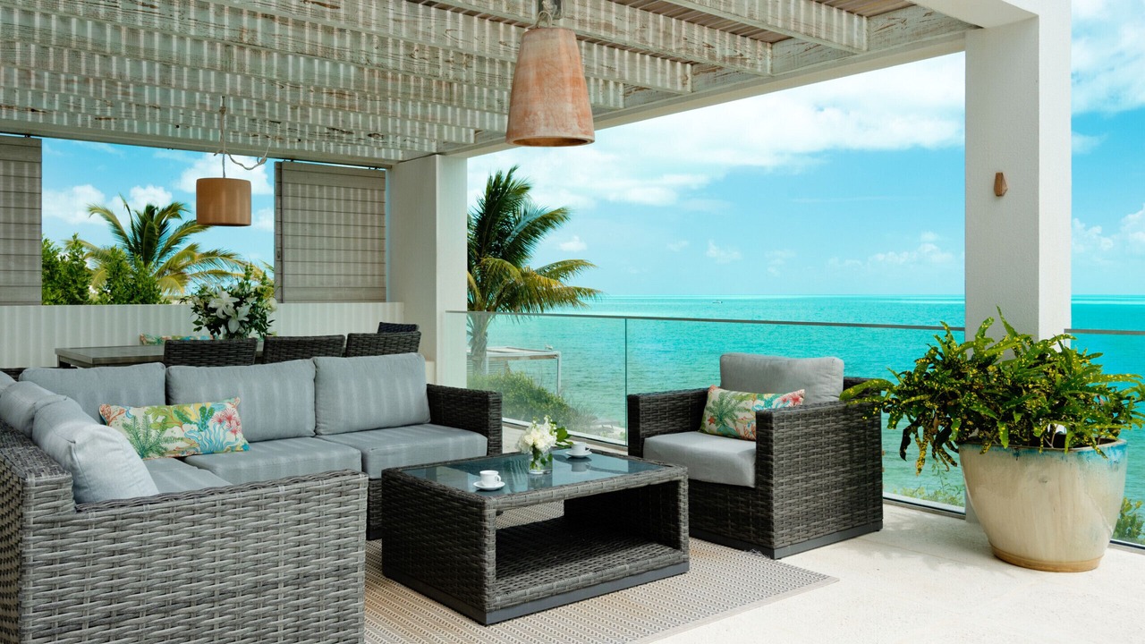 Photo of Patio Balcony in Leeward Settlement