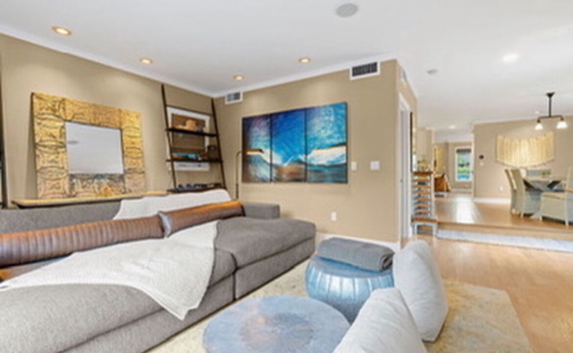Photo of Bedroom in Opal Cliffs