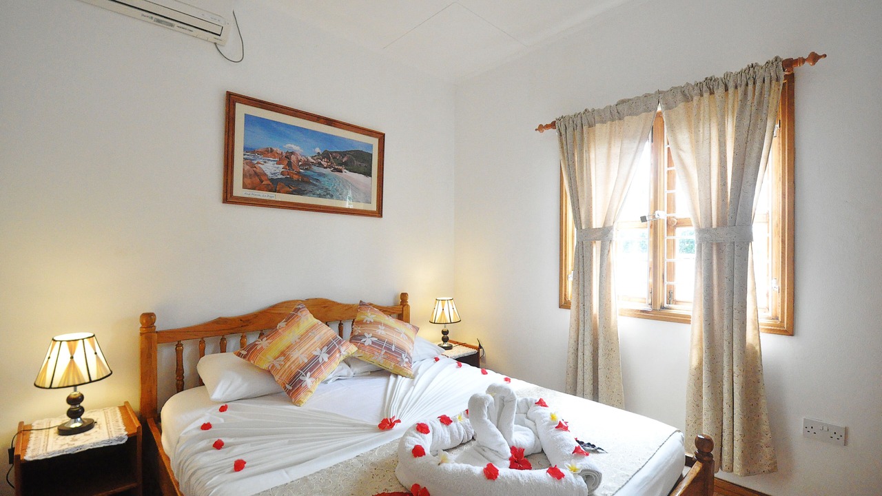 Photo of Bedroom in Praslin Island