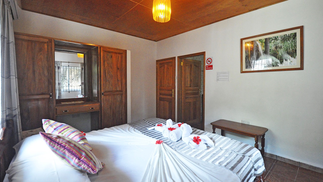 Photo of Bedroom in Praslin Island
