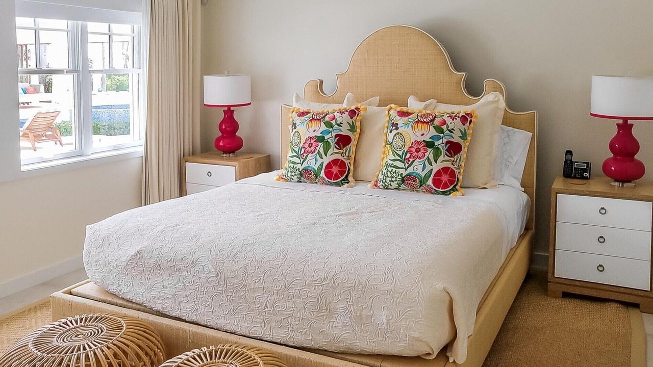 Photo of Bedroom in Leeward Settlement