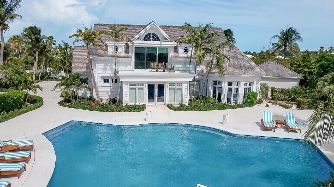 Photo of Outdoor in Leeward Settlement
