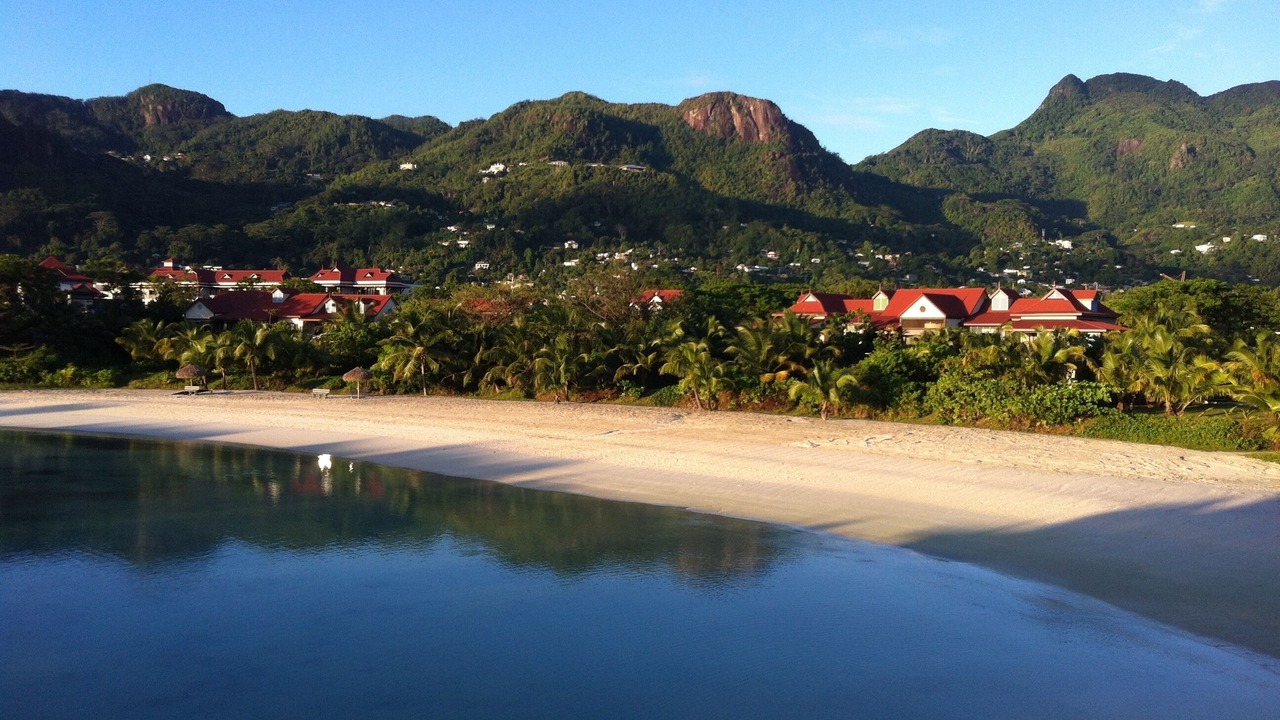 Photo of Others in Eden Island