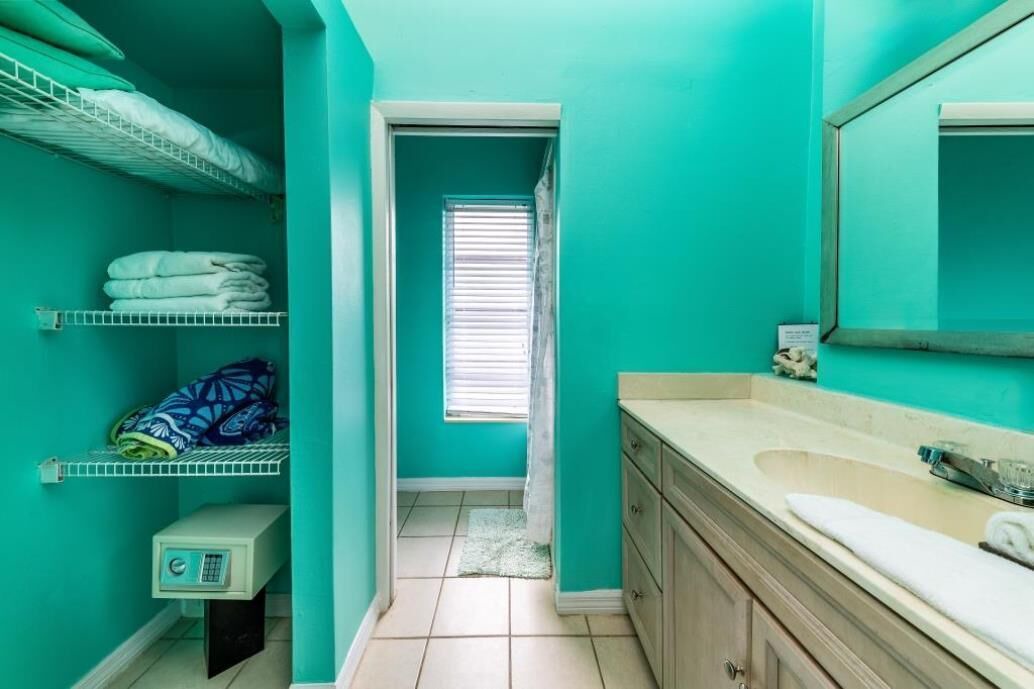 Photo of Bathroom in Conch Bar