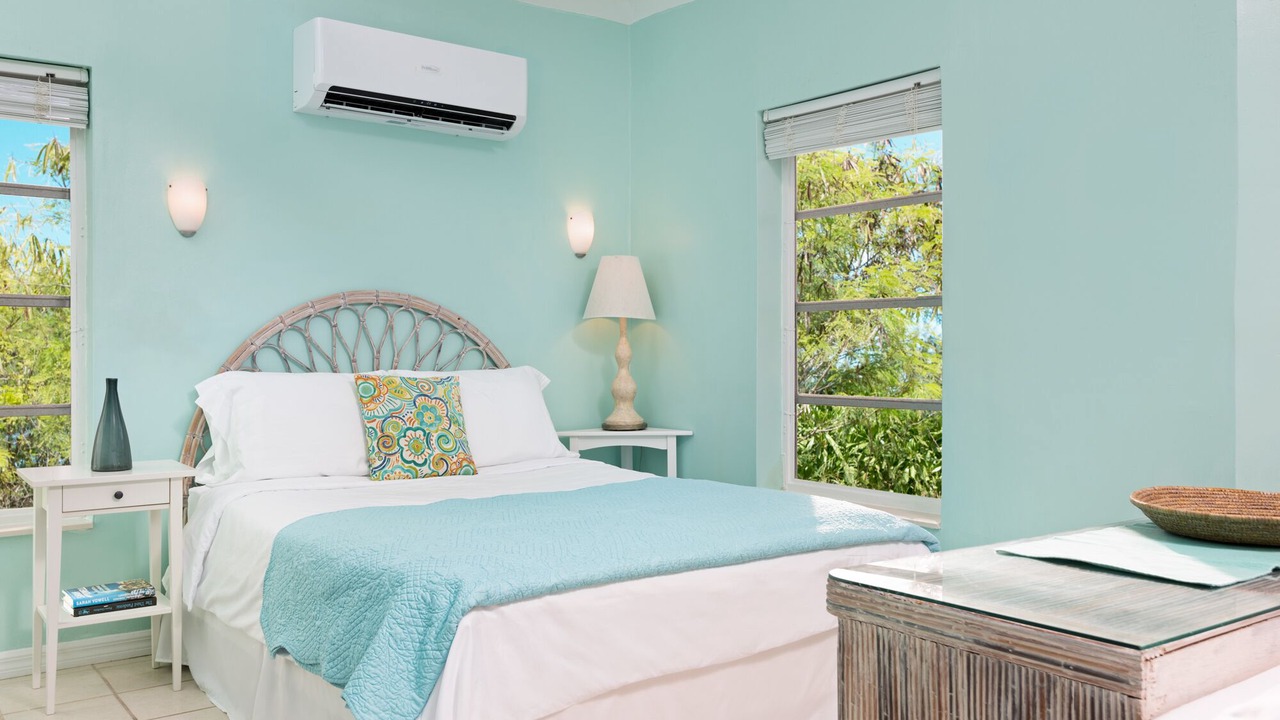 Photo of Bedroom in Conch Bar