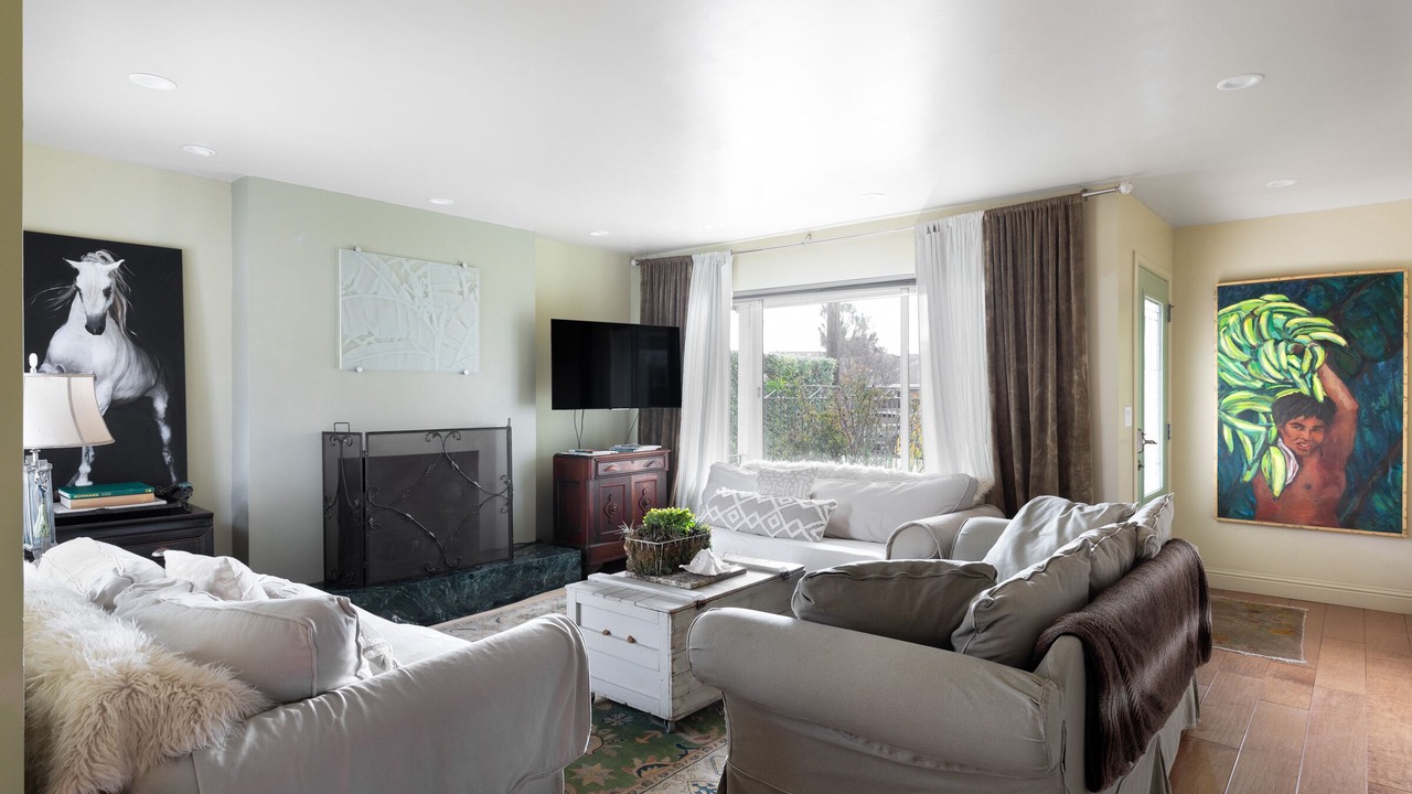 Photo of Livingroom in Opal Cliffs