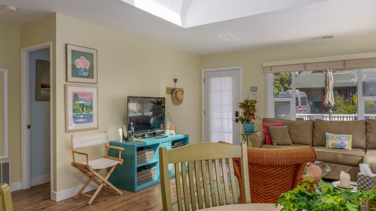Photo of Livingroom in Eastside Santa Cruz