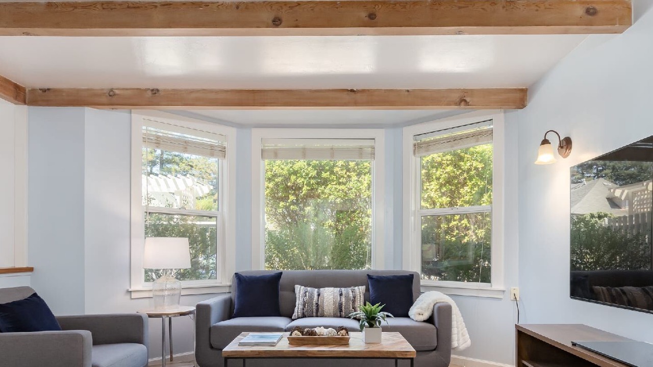 Photo of Livingroom in Seabright