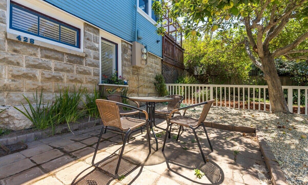 Photo of Outdoor in Seabright