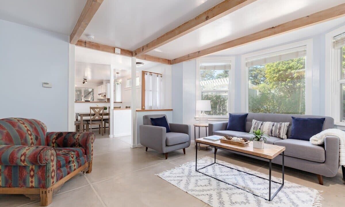 Photo of Livingroom in Seabright