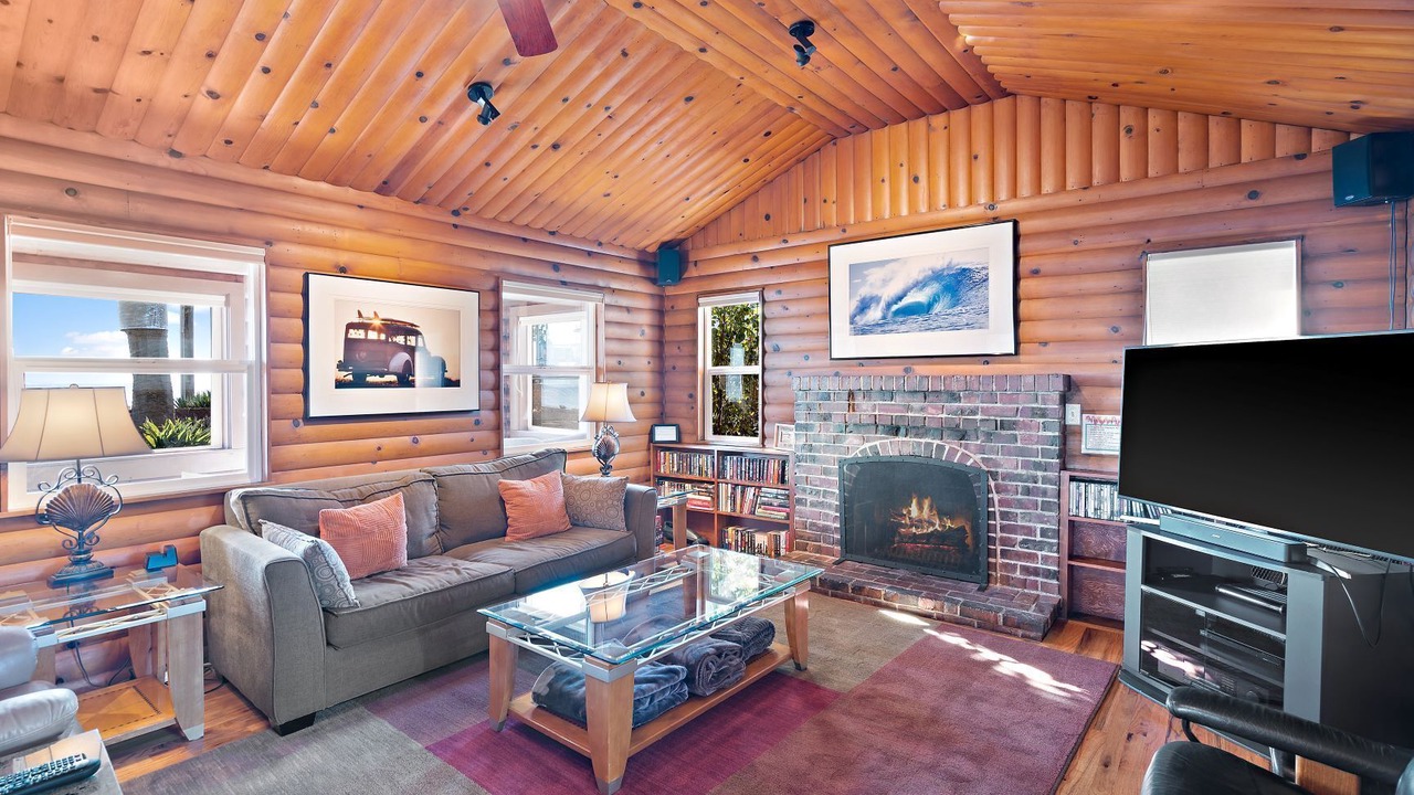 Photo of Livingroom in Opal Cliffs