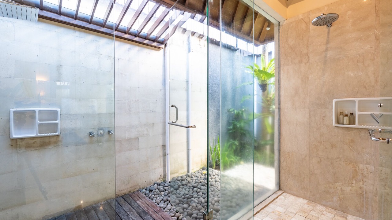 Photo of Bathroom in Tanjungbenoa