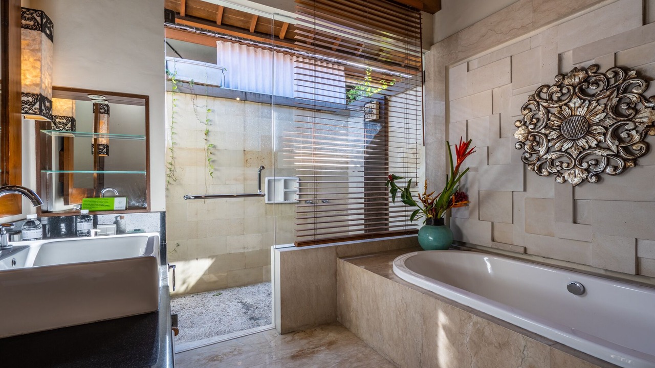 Photo of Bathroom in Tanjungbenoa