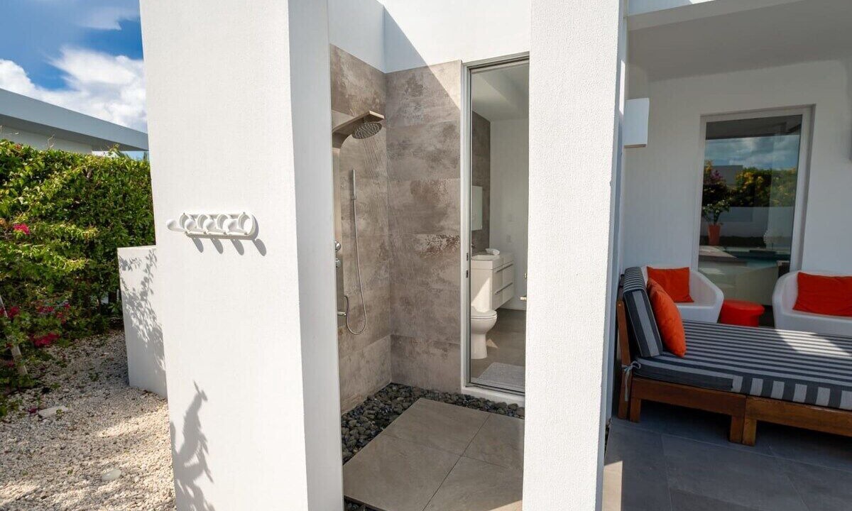 Photo of Bathroom in Long Bay