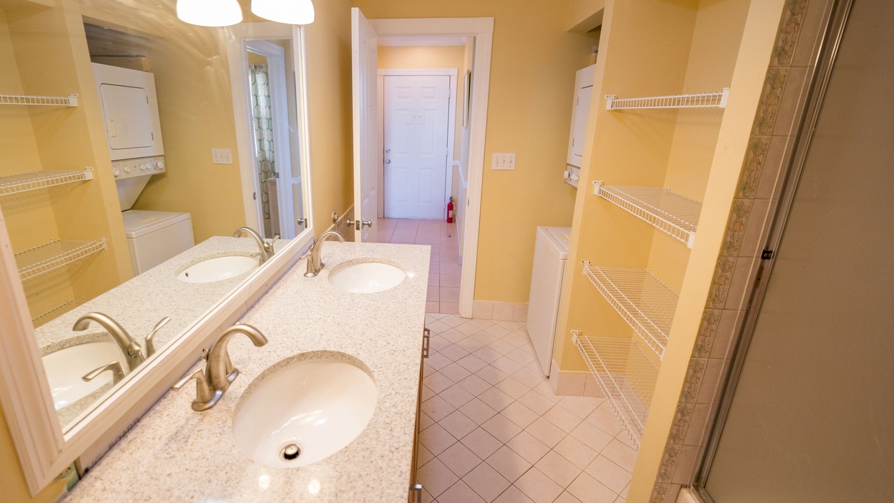 Photo of Bathroom in Wheeland Settlement