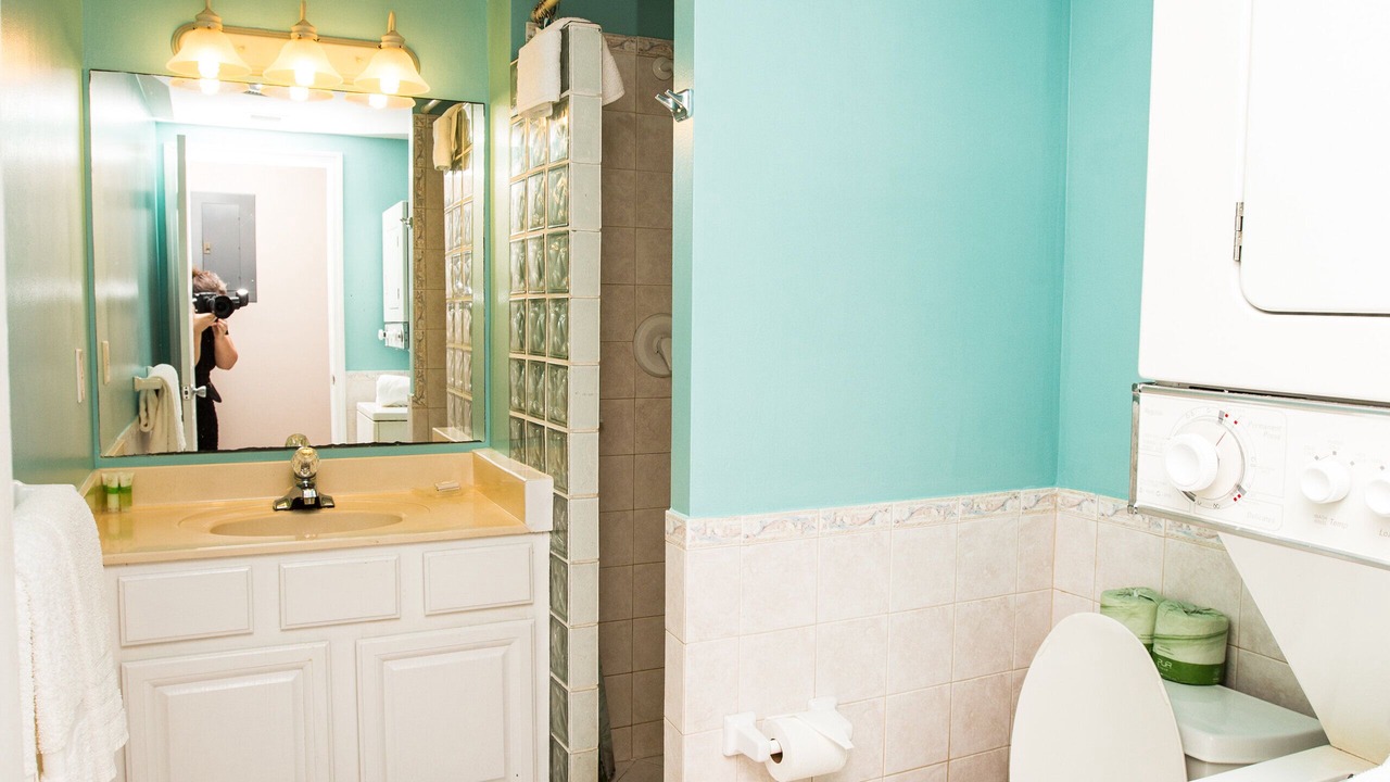 Photo of Bathroom in Wheeland Settlement