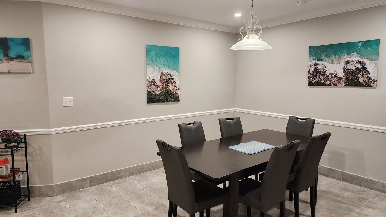 Photo of Livingroom in Wheeland Settlement