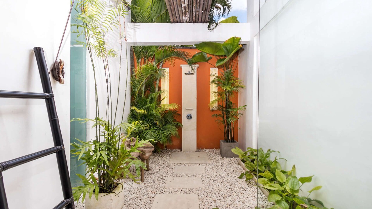 Photo of Outdoor in Petitenget
