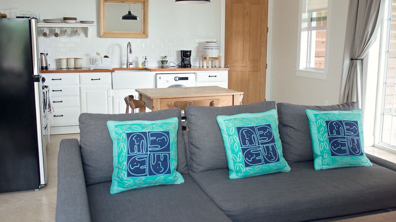Photo of Livingroom in Long Bay Hills