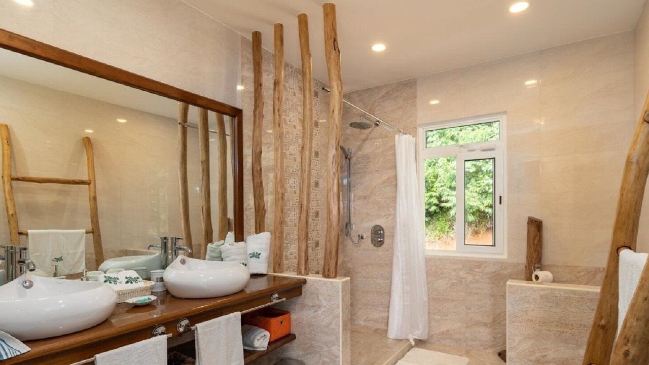 Photo of Bathroom in Mahe Island