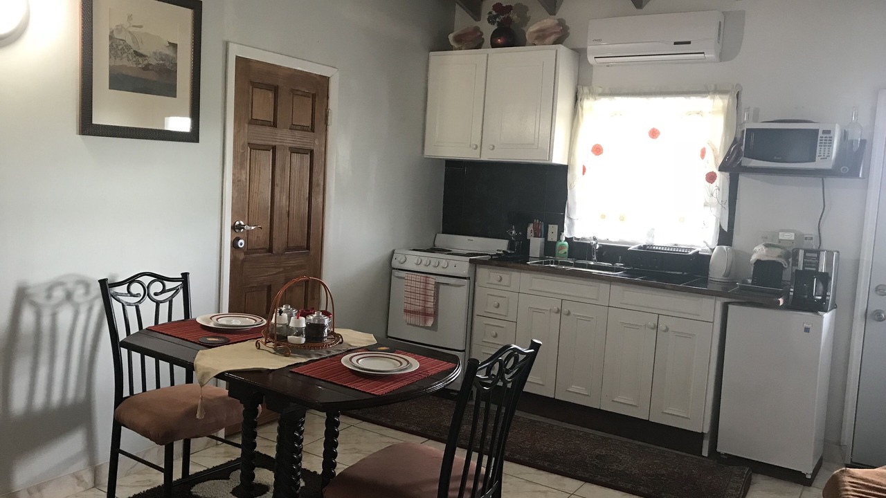 Photo of Kitchen in Discovery Bay