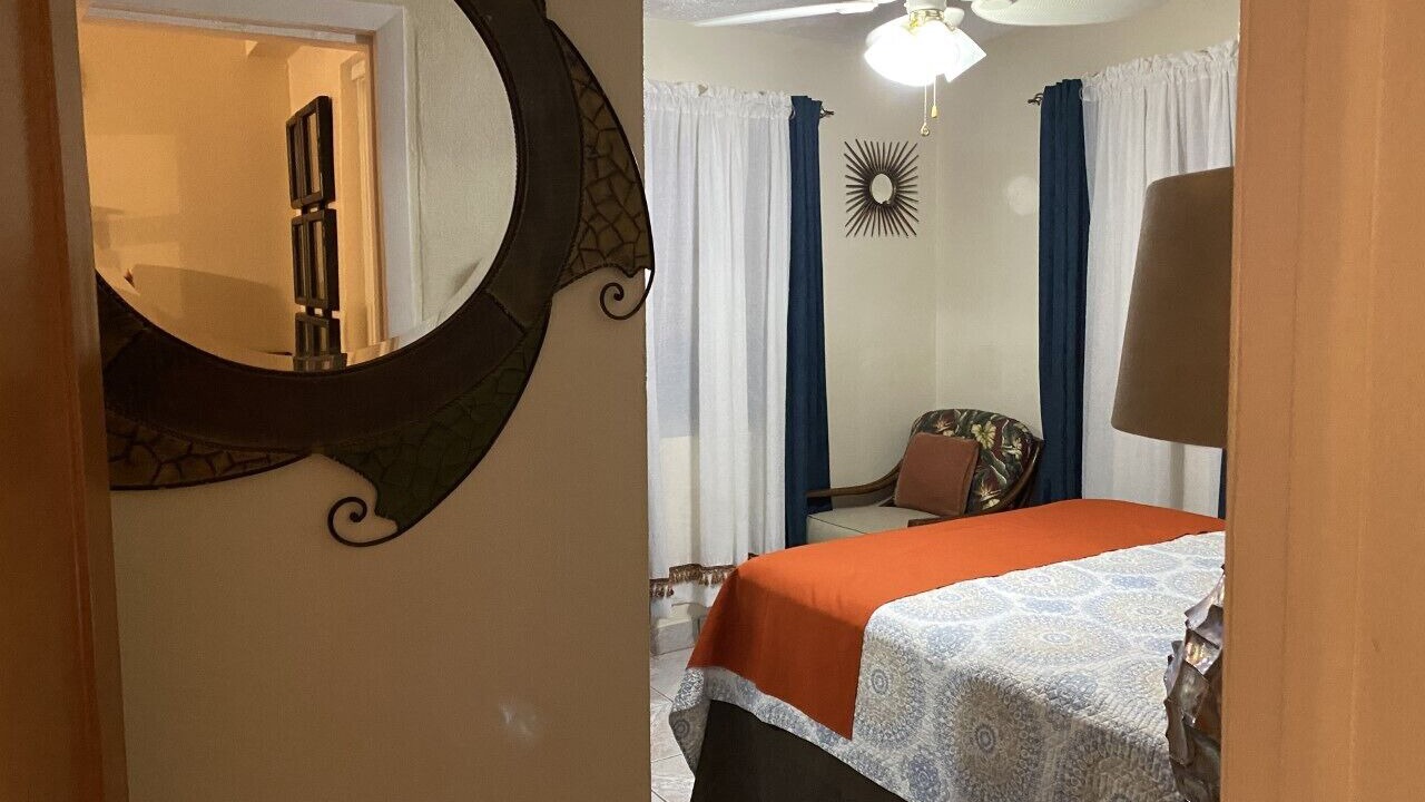 Photo of Bedroom in Discovery Bay