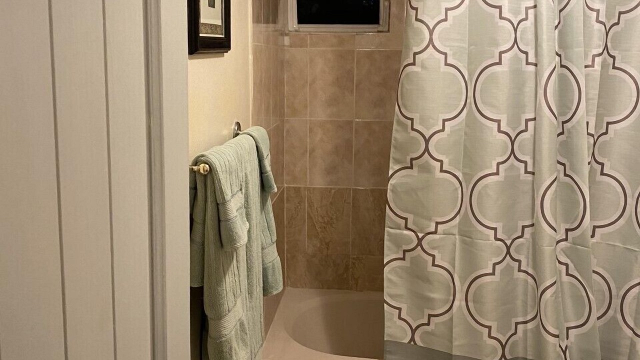 Photo of Bathroom in Discovery Bay