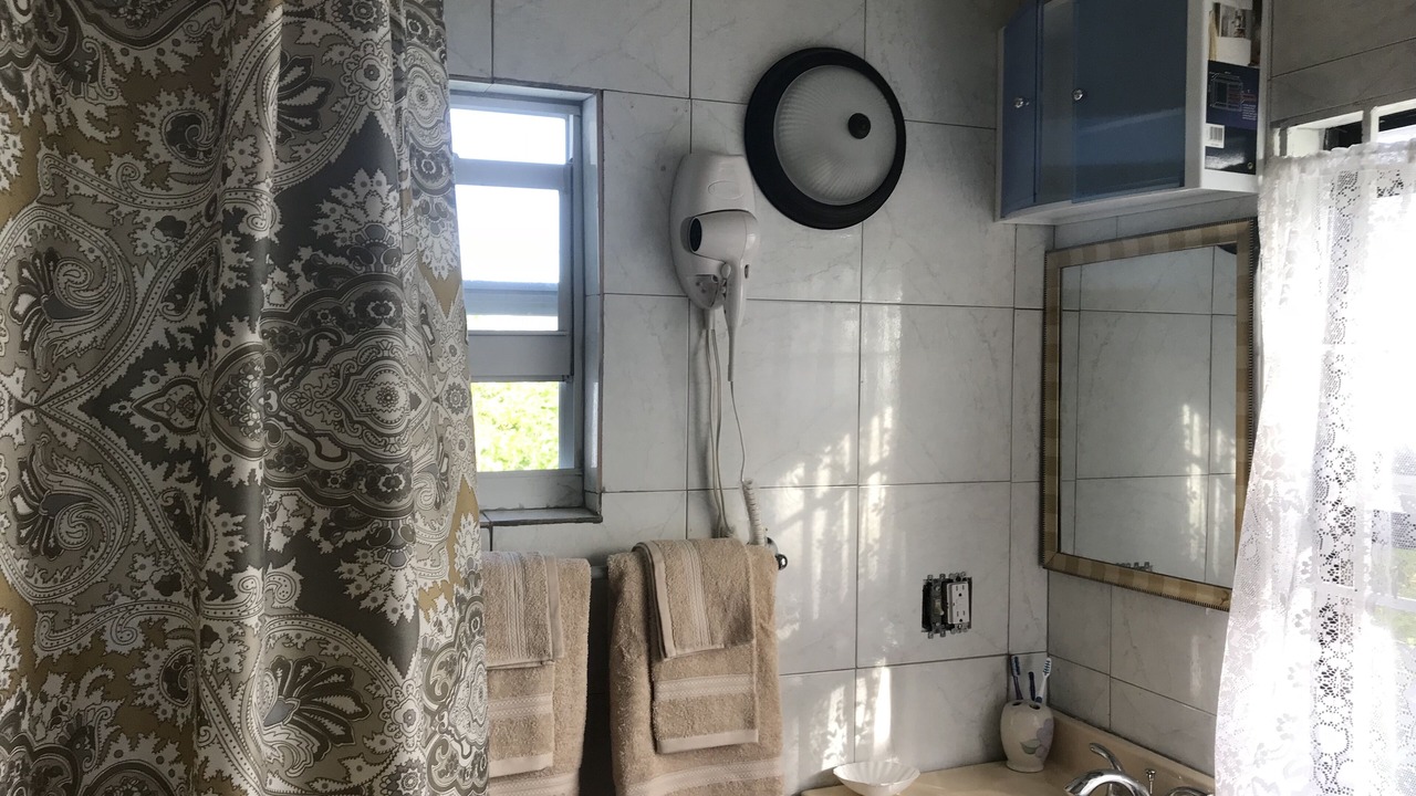 Photo of Bathroom in Discovery Bay