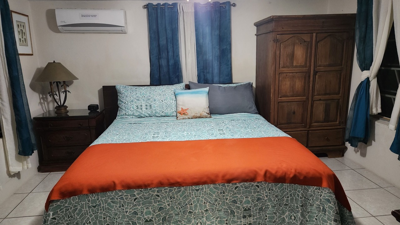 Photo of Bedroom in Discovery Bay