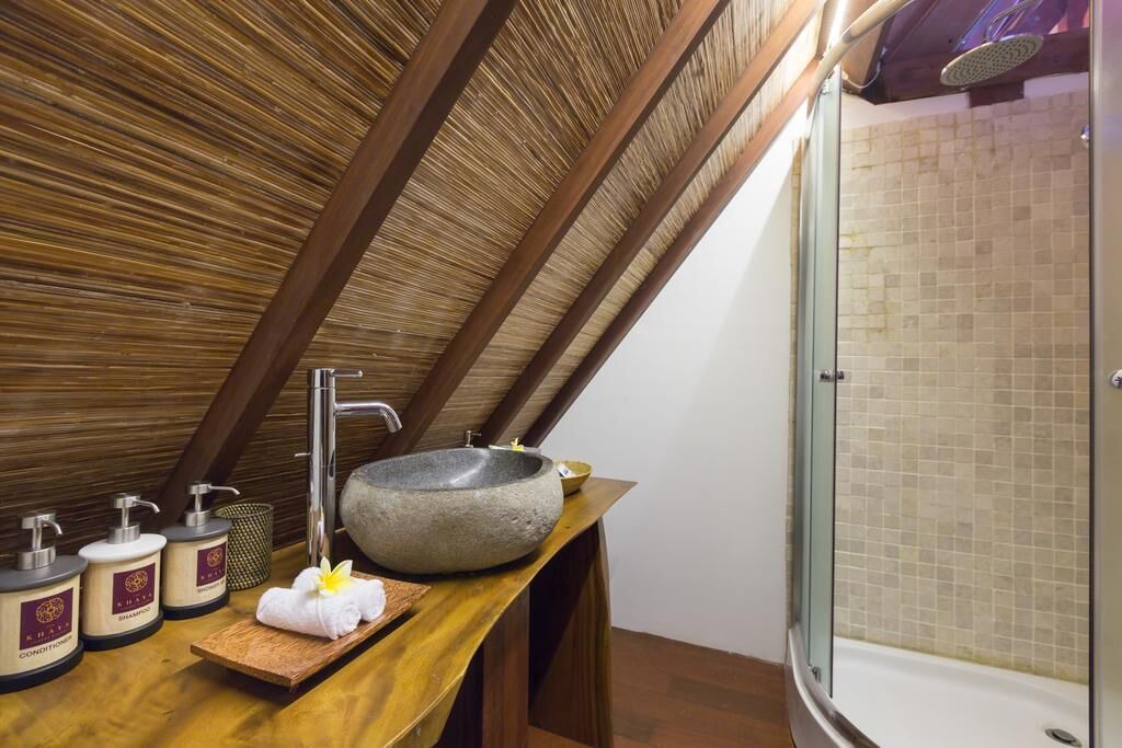 Photo of Bathroom in Kampial
