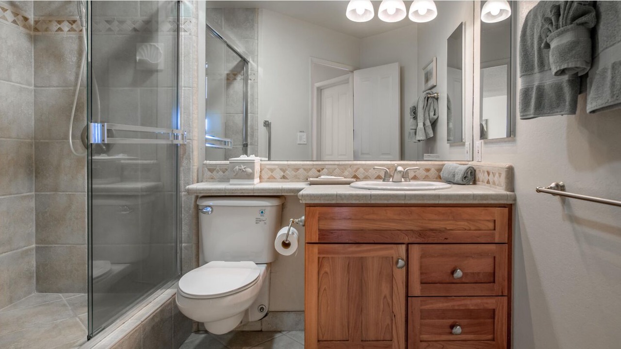 Photo of Bathroom in Pajaro Dunes