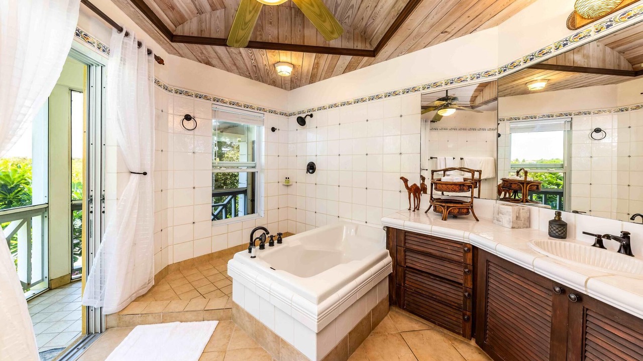 Photo of Bathroom in Ocean Point