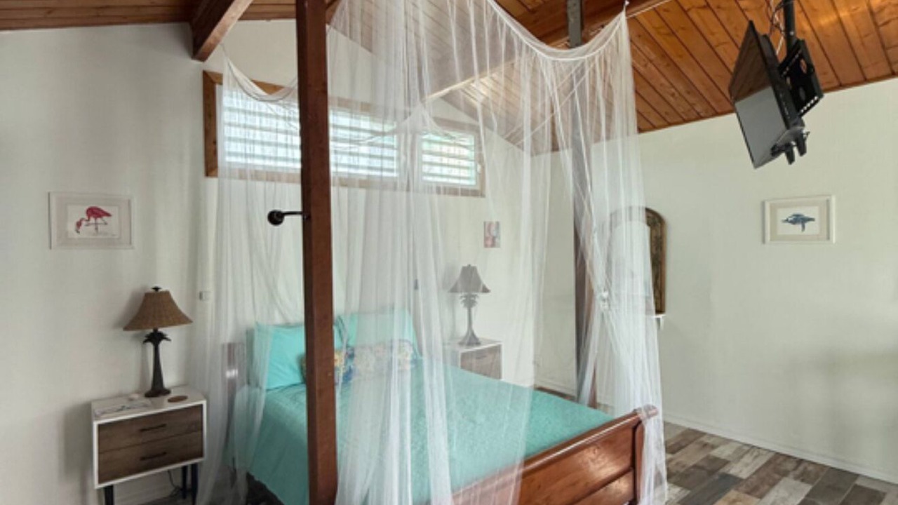 Photo of Bedroom in Cockburn Town