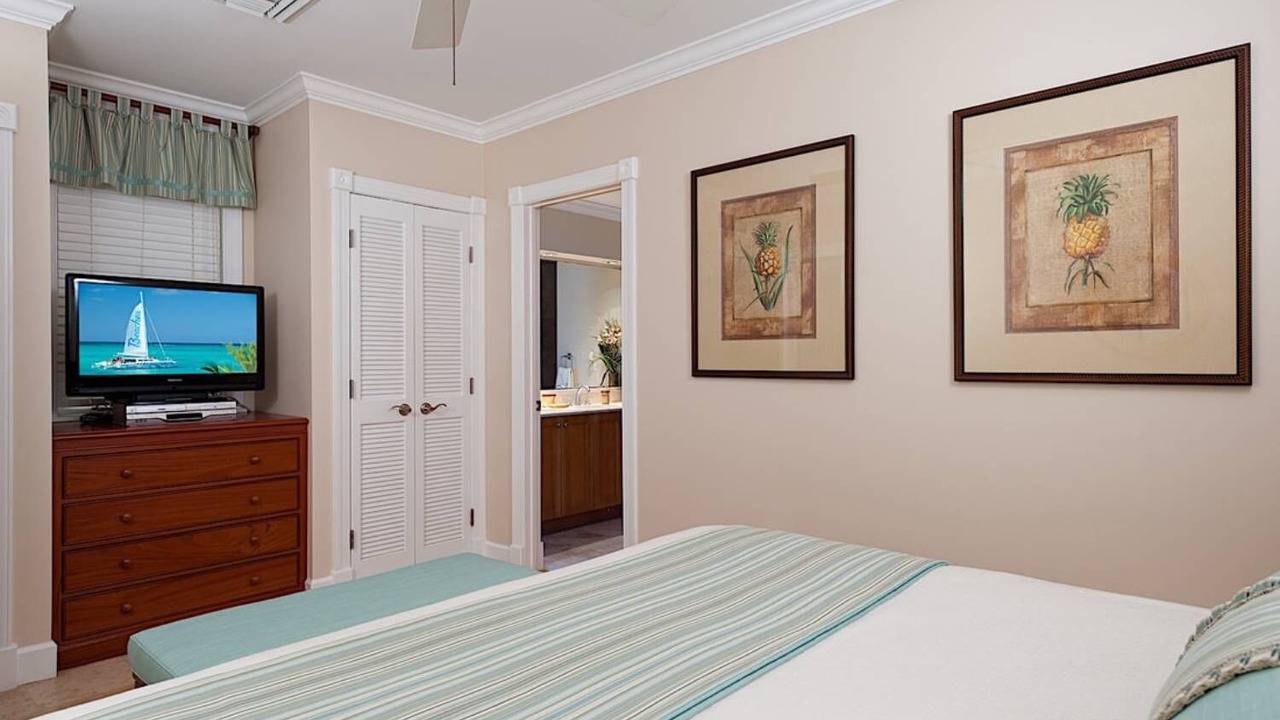 Photo of Bedroom in Grace Bay