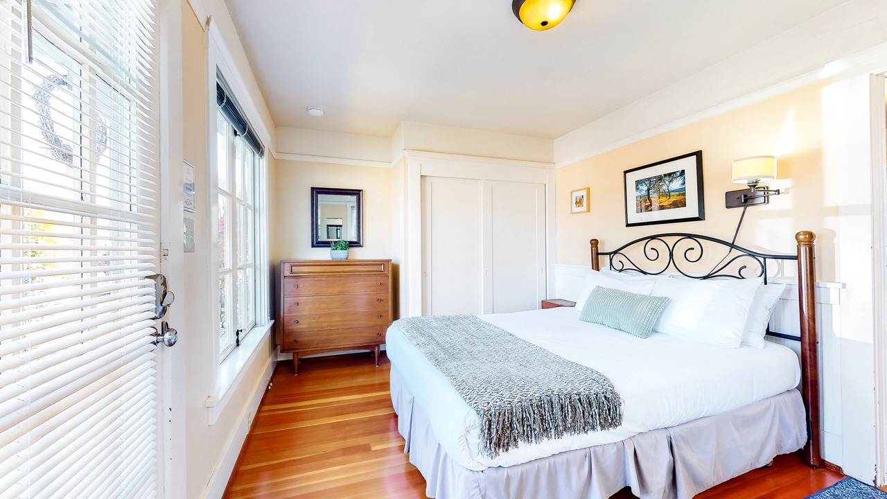 Photo of Bedroom in Beach Hill - Beach Flats